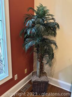 Potted Artificial Palm Tree in Metal & Bamboo Pot