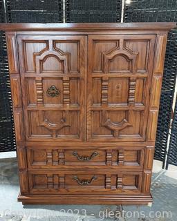 Mid Century Spanish Style Bedroom Chest of Drawers/Cabinet 