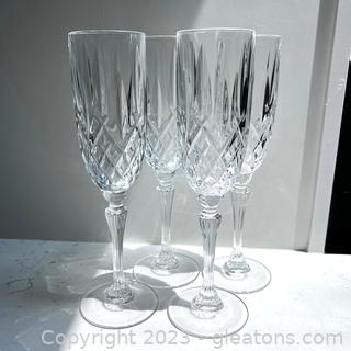 Set of 4 Marquis by Waterford Markham Crystal Champagne Flutes