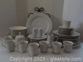Elegant Set of Formal China Service for 8, White w/Gold Accents, By Sakura, “Classic Gold” 
