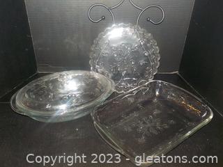 Pretty 3pc. Clear Glass Baking Set with Embossed Floral Pattern 