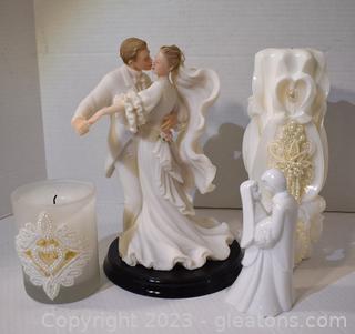 Handmade Wax Art Wedding Candle Two Bride & Groom Figurines and Round Glass Candle 