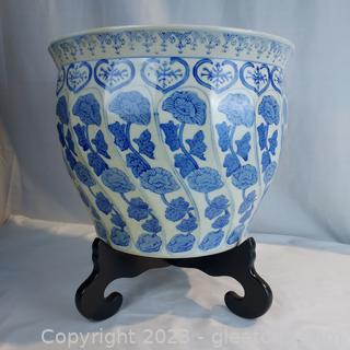 Lovely Blue/White Porcelain Planter on Wooden Stand