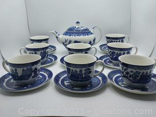 Beautiful Blue Willow Teapot, 9 Cups, 11 Saucers 