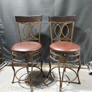 2 Lovely Metal Frame Counter Stools With Upholstered Seats