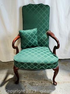Queen Anne Bentwood Accent Chair