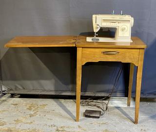 Vintage Singer Stylist 513 Sewing Machine Cabinet 