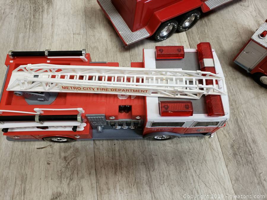 metro city fire department toy truck