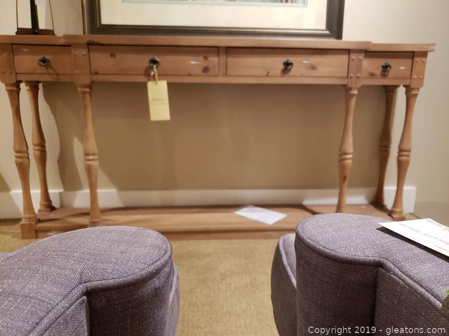 Gleaton S The Marketplace Auction Juliana S Furniture Going