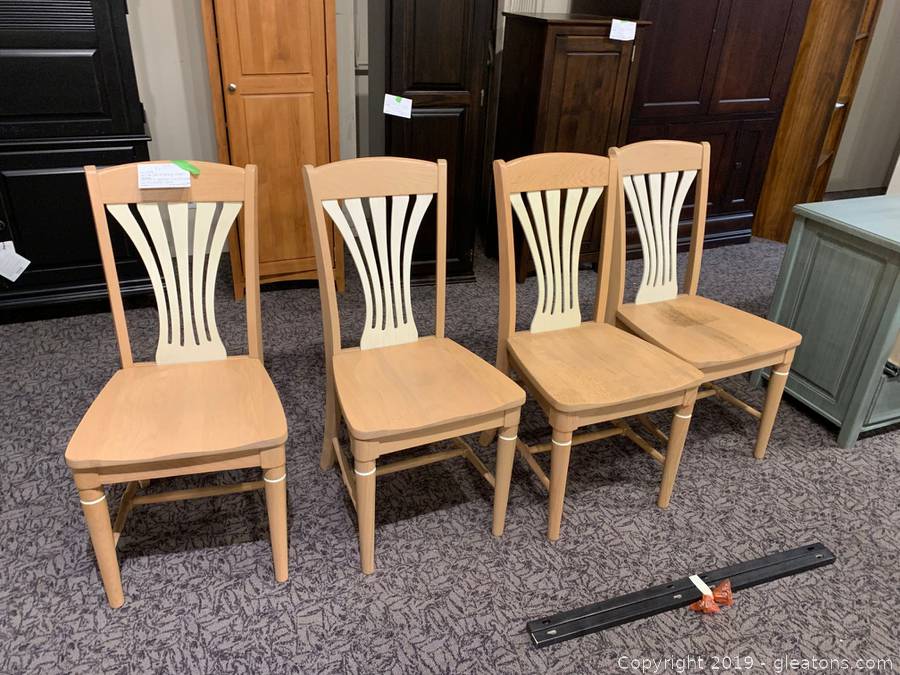 Gleaton S Metro Atlanta Auction Company Estate Sale Business Marketplace Auction Juliana S Going Out Of Business Sale Phase Two Sale 3 Of Phase Two Item Set Of 4 Wooden Dining