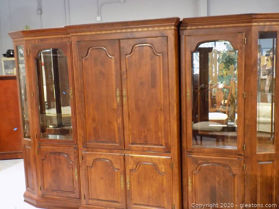 Gleaton S The Marketplace Auction Farmhouse Furniture And