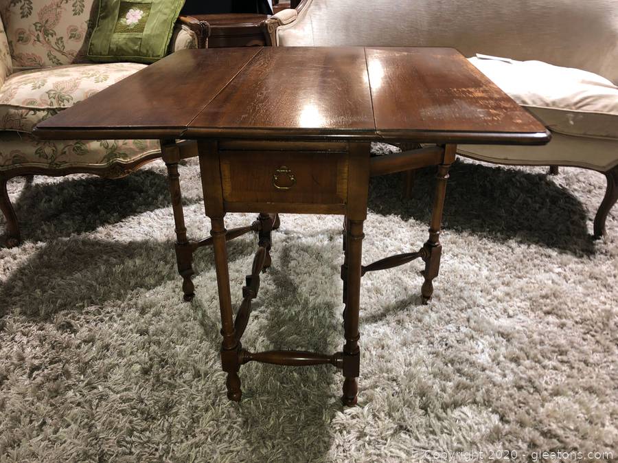 hammary drop leaf end table