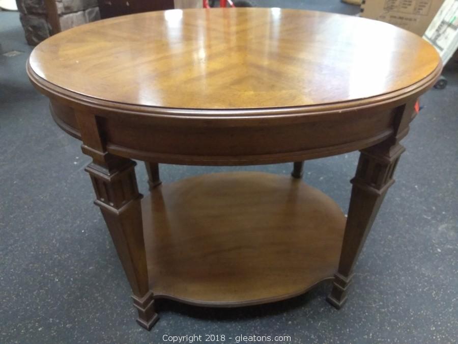 oval lamp table