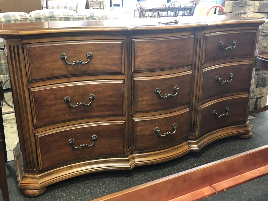 Gleaton S The Marketplace Auction Beautiful Griffin Ga