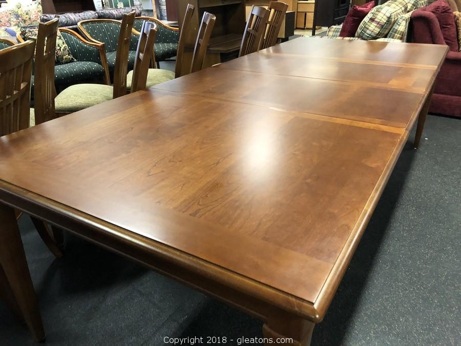 Gleaton S Metro Atlanta Auction Company Estate Sale Business Marketplace Auction Stunning Thomasville Dining Banquet Table And Chairs Online Auction Starts Closing At 8 Pm Monday July 23rd Bidding Is Open