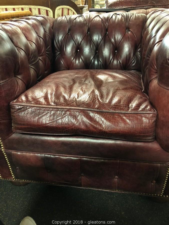Gleaton S The Marketplace Auction Furniture And Decorative
