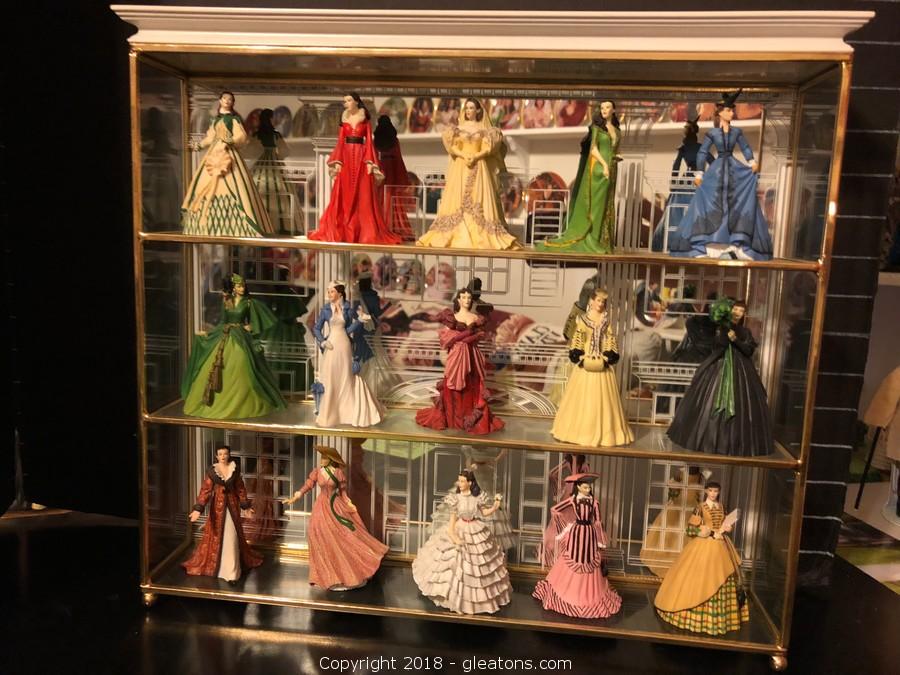 Franklin Mint GWTW Figurine Collection And Worth Over Display