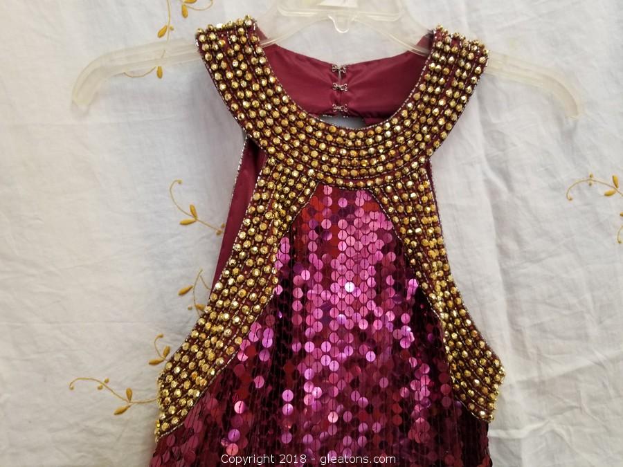 Gold + Burgundy Sequin Dress Niteline Della Roufogali Size 6 Auction |  Gleaton's, Metro Atlanta Auction Company, Estate Sale & Business Marketplace