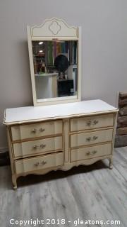 Dixie French Provincial Dresser With Mirror "Vintage" (6) Drawers Matching Piece To The Chest Of Drawers