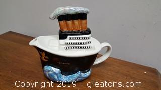 Tony Carter Made In England 98/609 Titanic Ceramic TeaPot