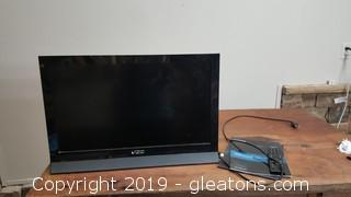 Vizio TV With Manual Flat Screen And Remote