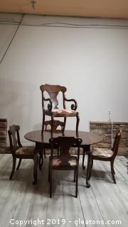 Vintage Pennsylvania House Table And (5) Chairs